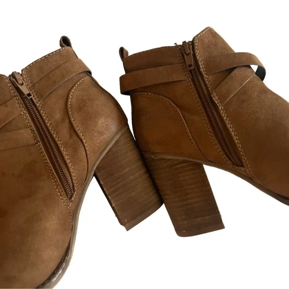 ALDO Suede Leather Buckle Ankle Booties 8 - Picture 7 of 15
